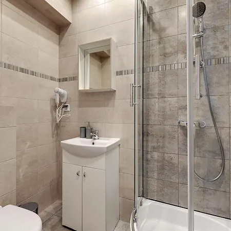 Host Apartment